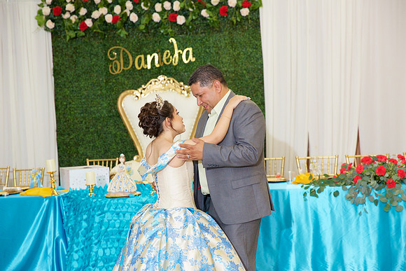 Daniela 662