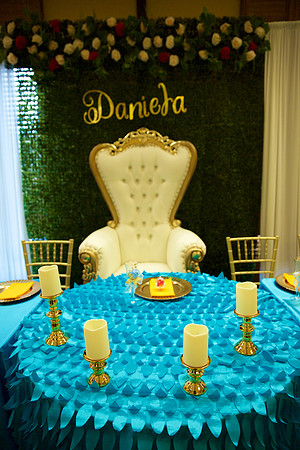 Daniela 441
