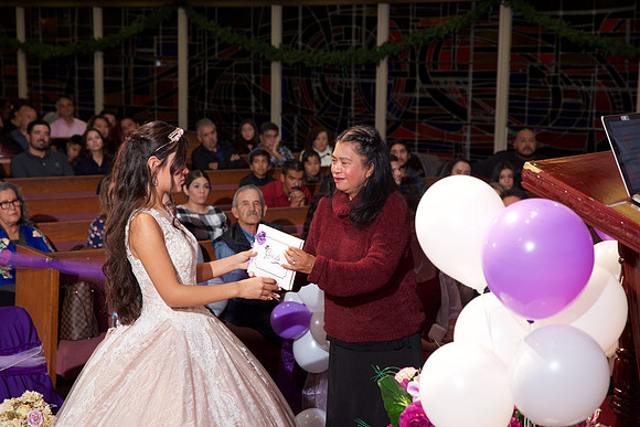 Daniela 20191208_0330