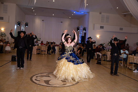 Anahi 0275