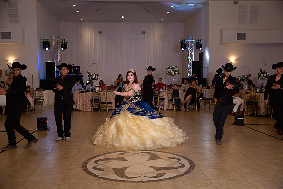 Anahi 0260