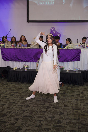 Daniela 20191208_0558